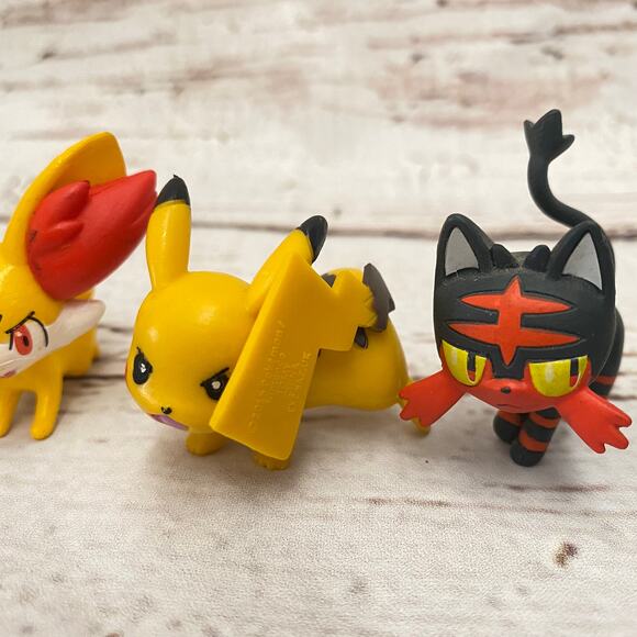 TOMY Pokemon Character Figures - Picture 4 of 14